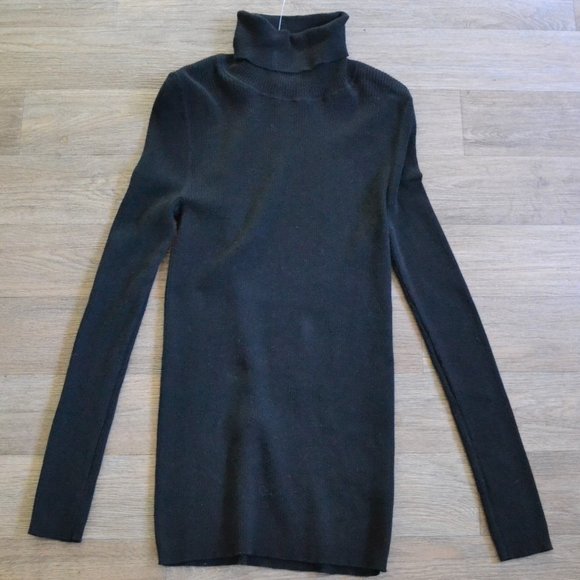 NWOT Gap Turtleneck Black Longline Ribbed Sweater Size Small - Picture 1 of 4